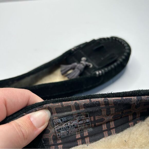 UGG Women's Black Suede Moccasins 7 - Picture 8 of 11